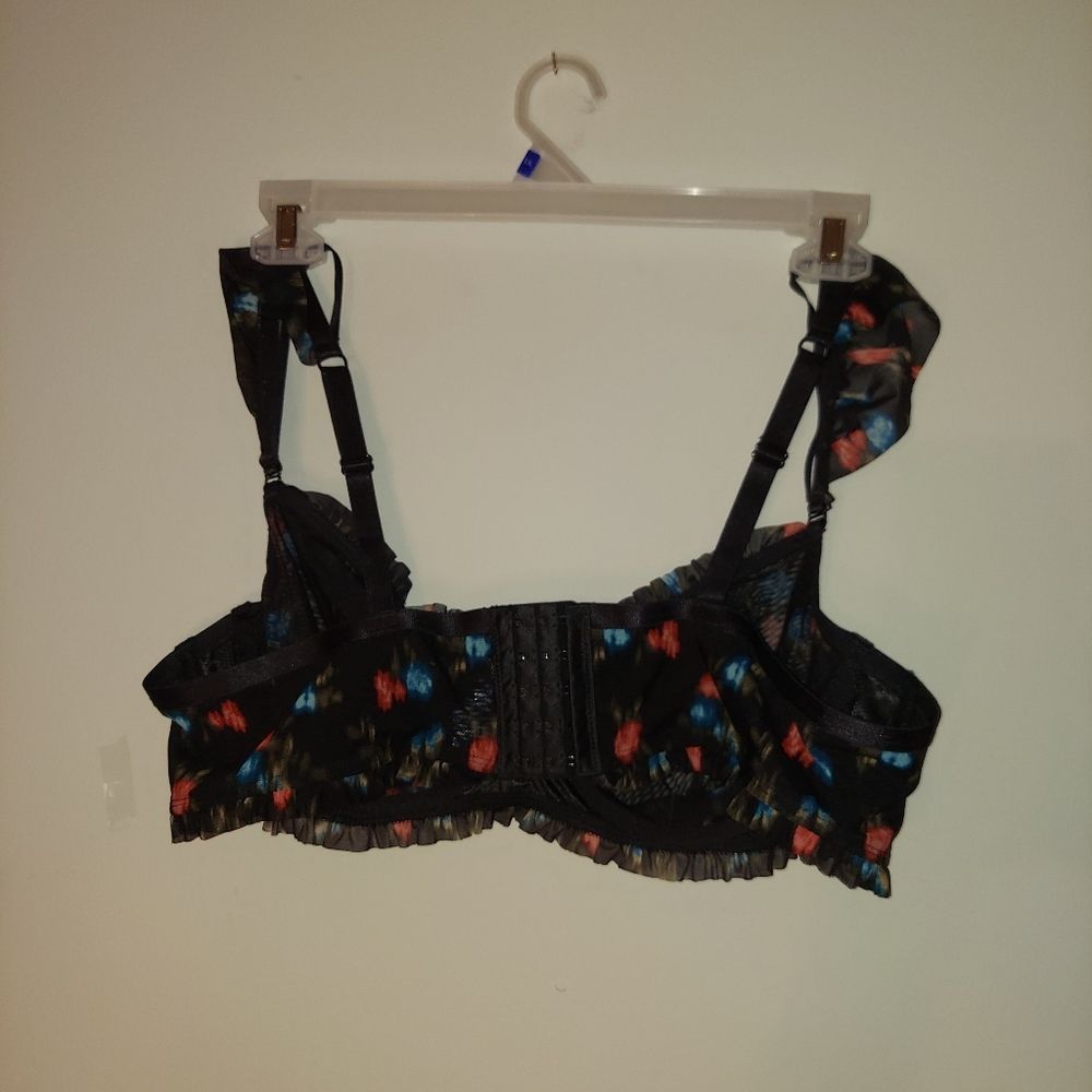 Torrid SEXY RUCHED MESH RUFFLE UNDERWIRE BRA 38/40, D/DD - Picture 5 of 7